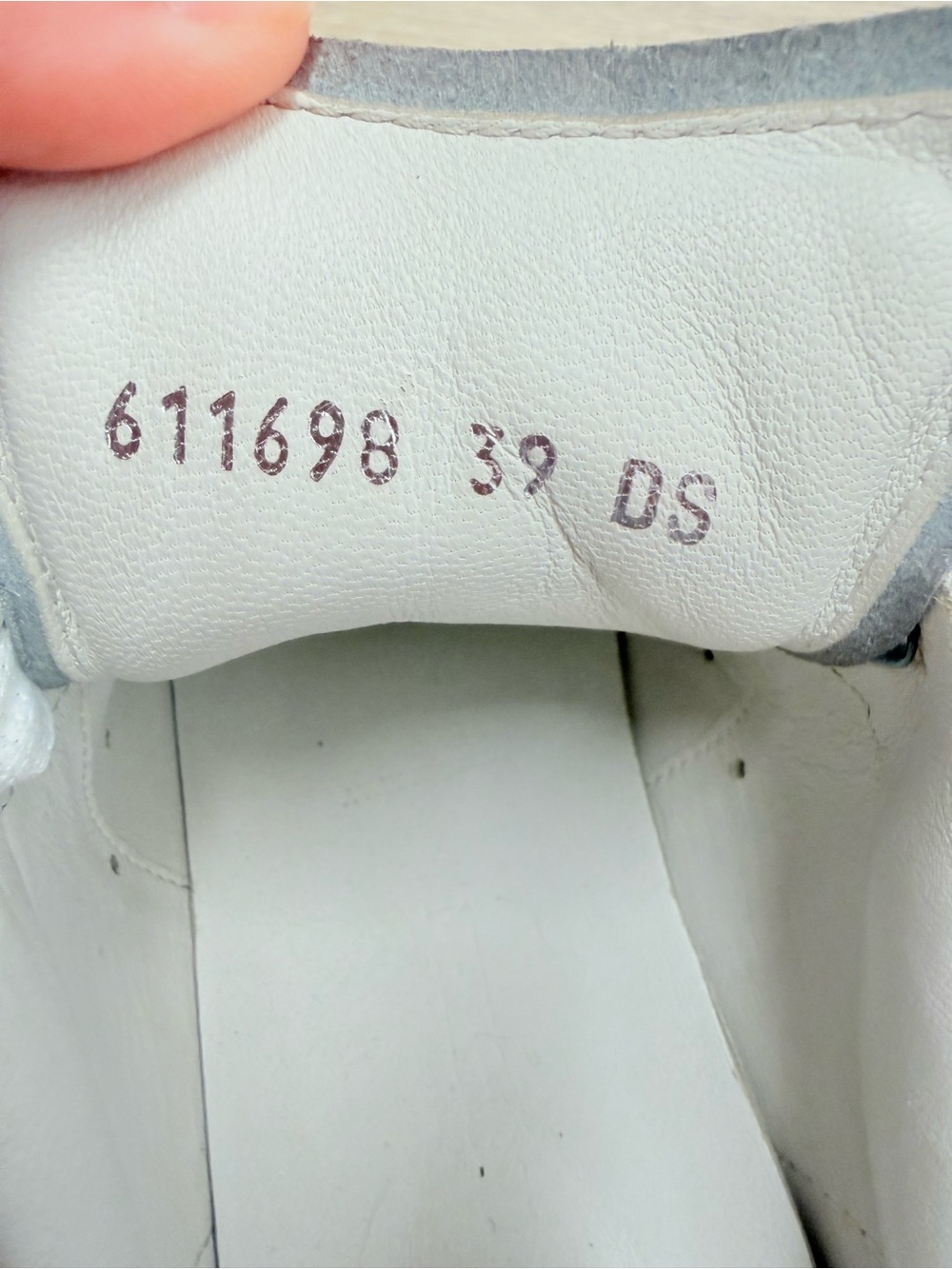ALEXANDER MCQUEEN Woman’s  Oversized Transparent Sole Sneakers Size 9 - Picture 8 of 16